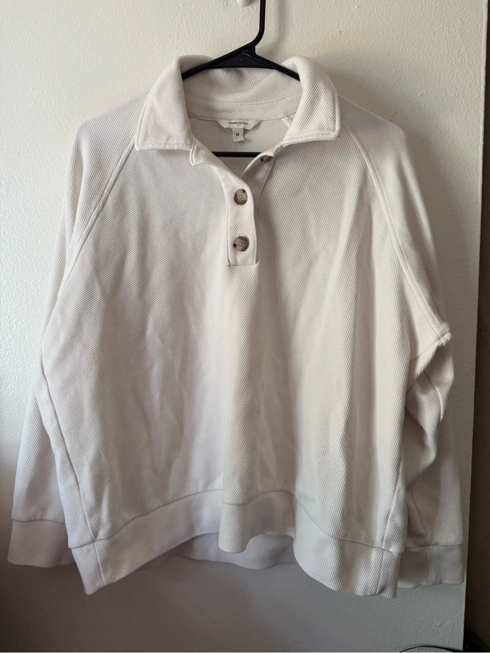 Banana Republic Classic Cream Button-Placket